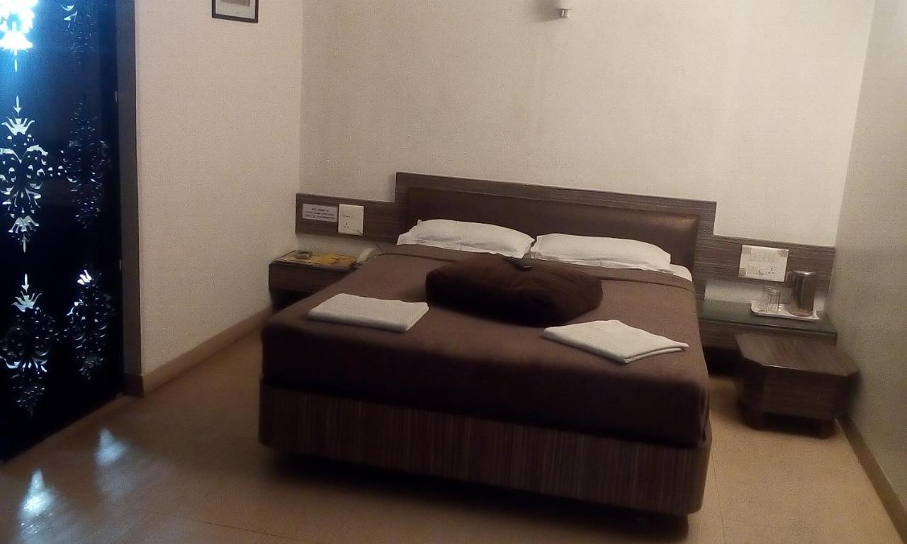 Hotel Rama Executive Mahabaleshwar Ngoại thất bức ảnh