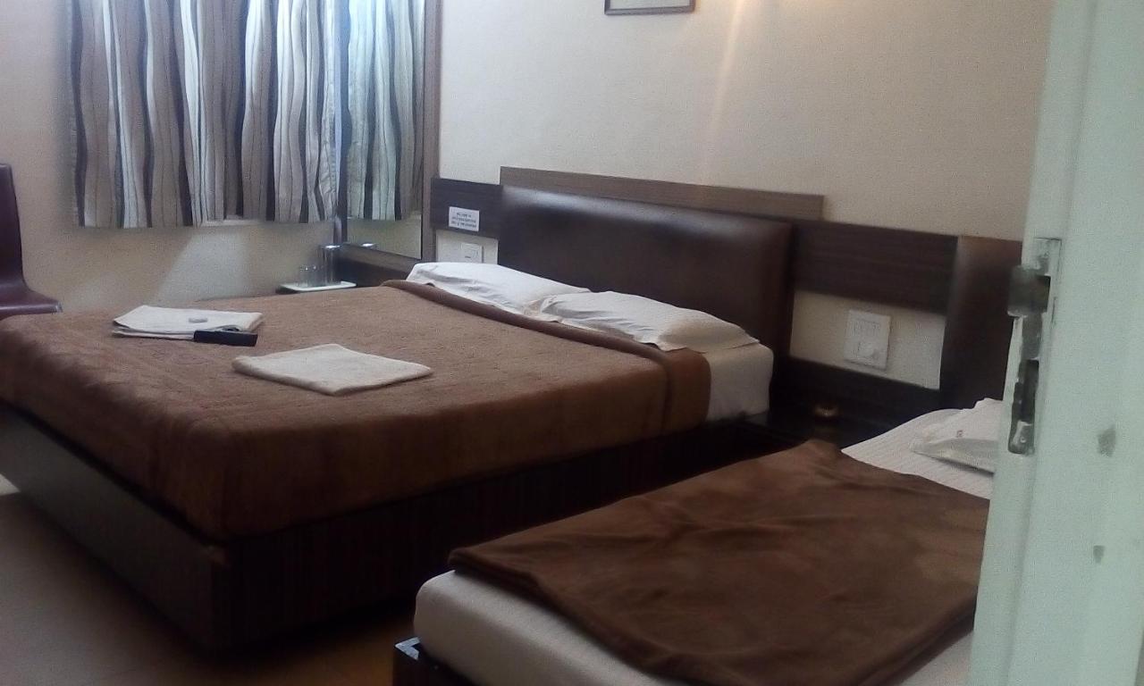 Hotel Rama Executive Mahabaleshwar Ngoại thất bức ảnh